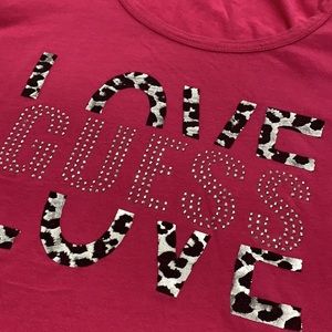 GUESS pink t-shirt - M